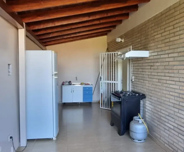 th.outside1200x1200.21e276963b7a2eb33a62f560f795ddf7375c1344