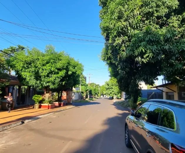 th.outside1200x1200.f1ca1571954eb199c4118ba550fead2a8e6428b4